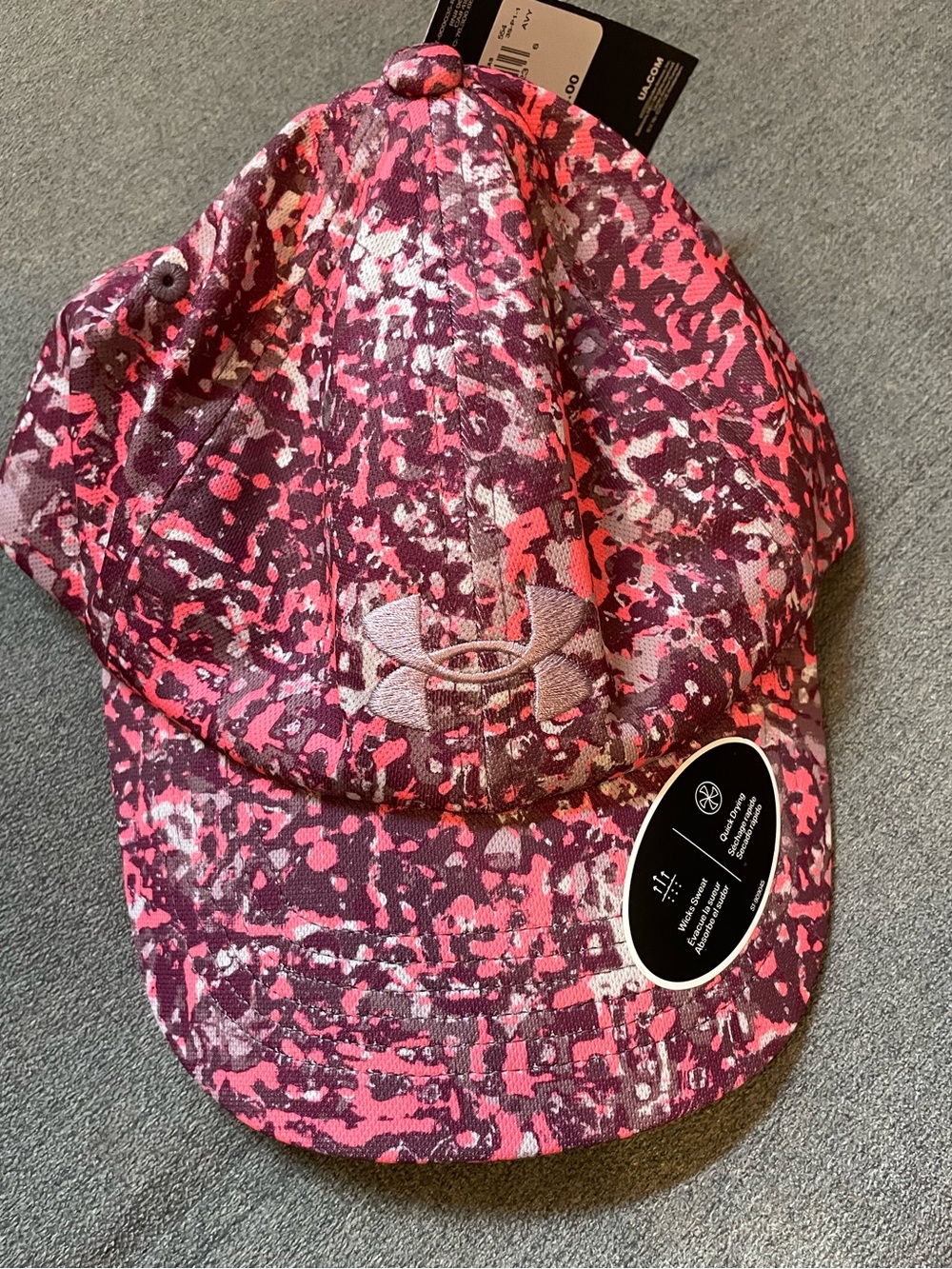 NEW Under Armour Pink Camo Baseball Cap KIDS quick drying material